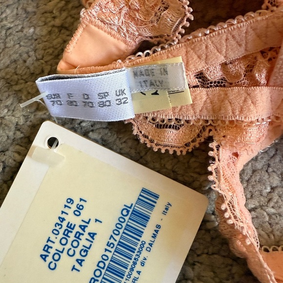 La Perla Bra 32A Underwire, Coral, Lace No padding, Italy size 1 - Picture 8 of 8